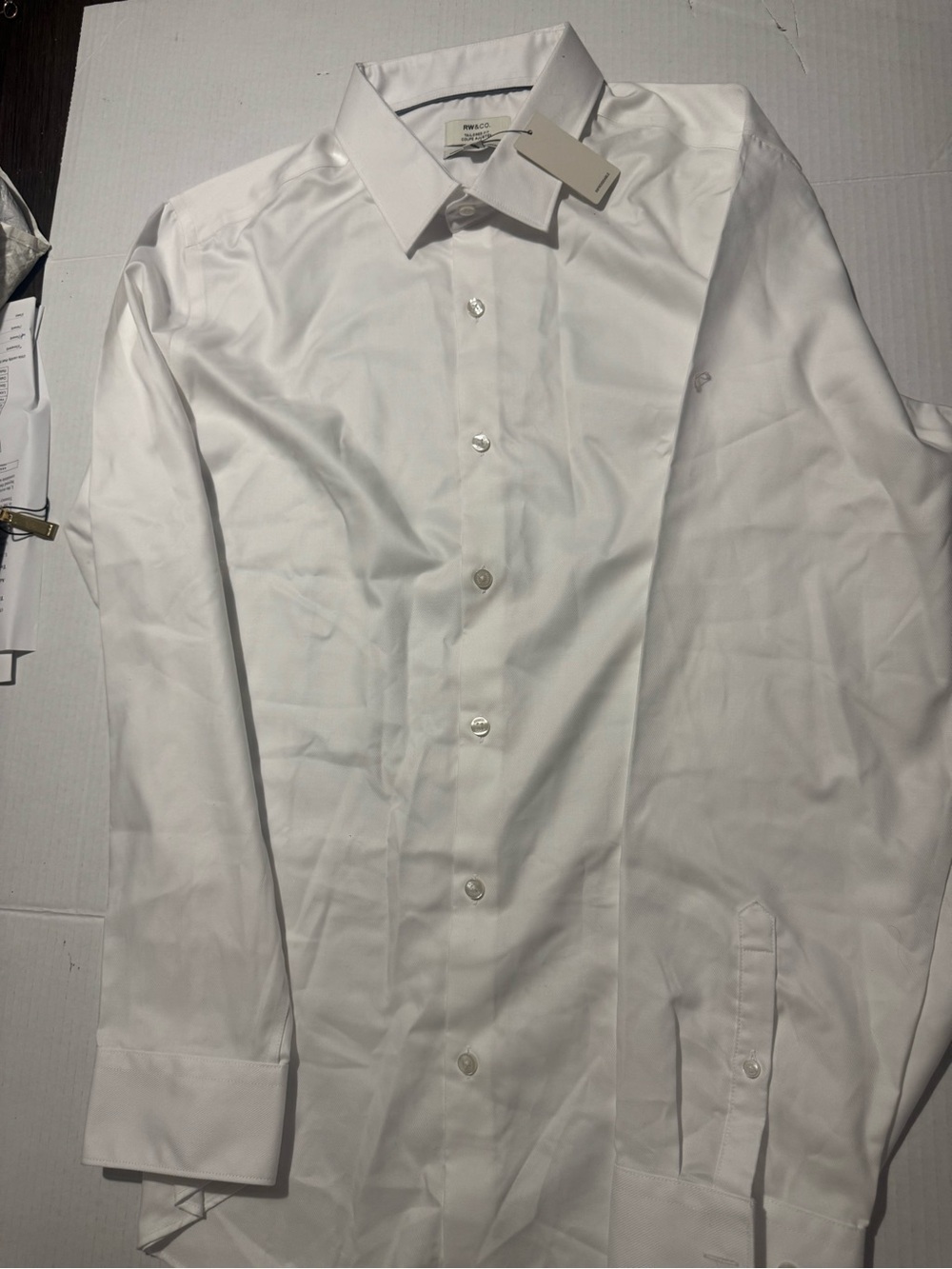 RW&CO. Men's White Dress Shirt - Spread Collar